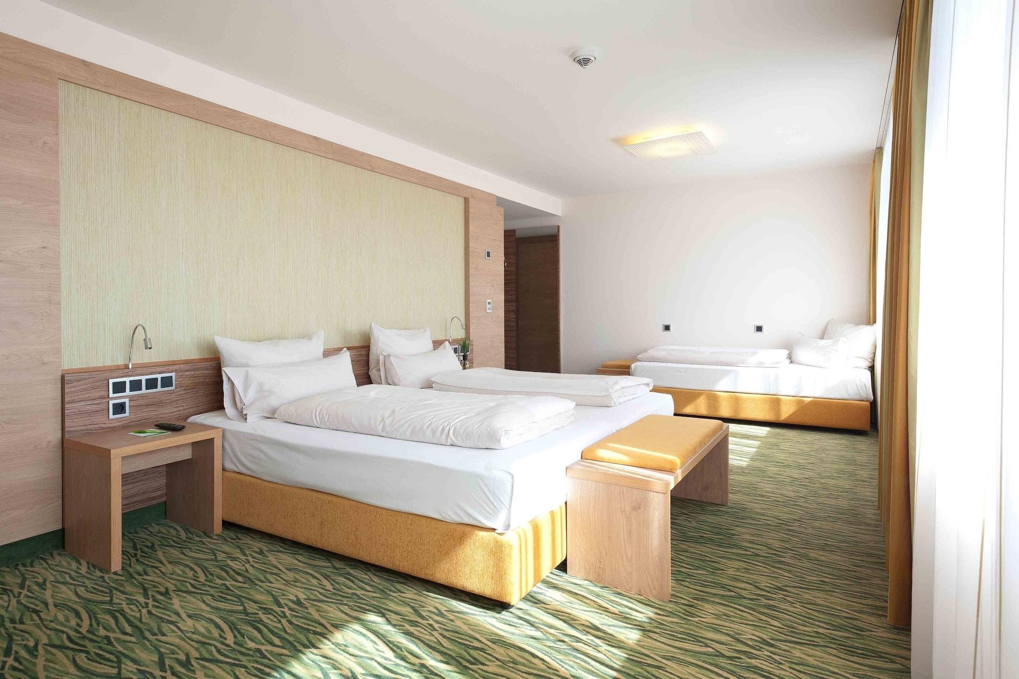 Hotel Bildungsblick Kirchseeon Dış mekan fotoğraf