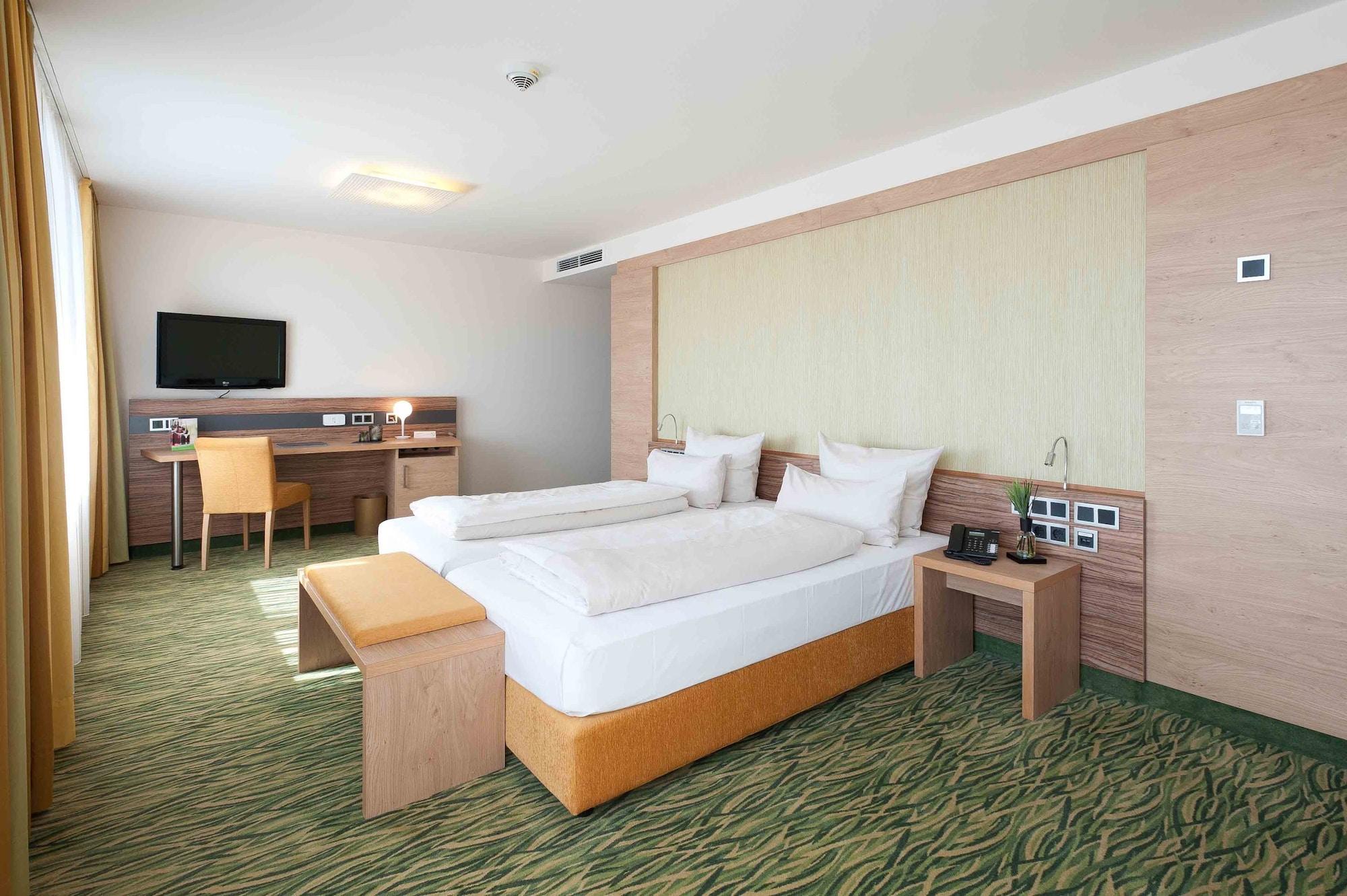Hotel Bildungsblick Kirchseeon Dış mekan fotoğraf