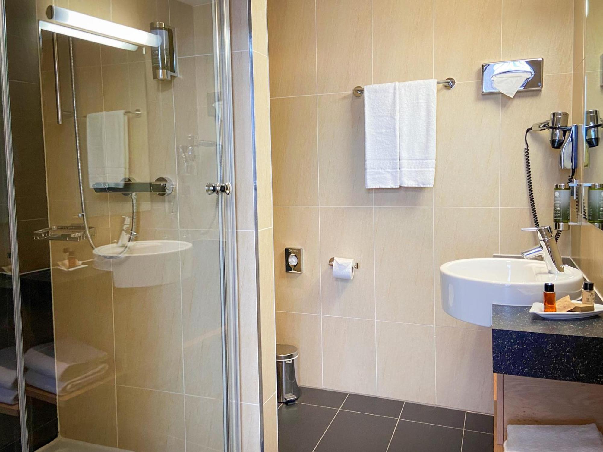 Hotel Bildungsblick Kirchseeon Dış mekan fotoğraf
